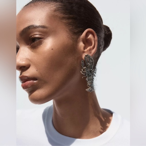 NWT Zara Rhinestone Lobster Earrings in Anthracite Gray / Black & Gold STUNNING - Picture 5 of 9